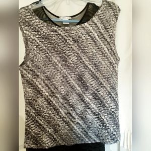 Nice ladies sleeveless dress tank for the working woman!
